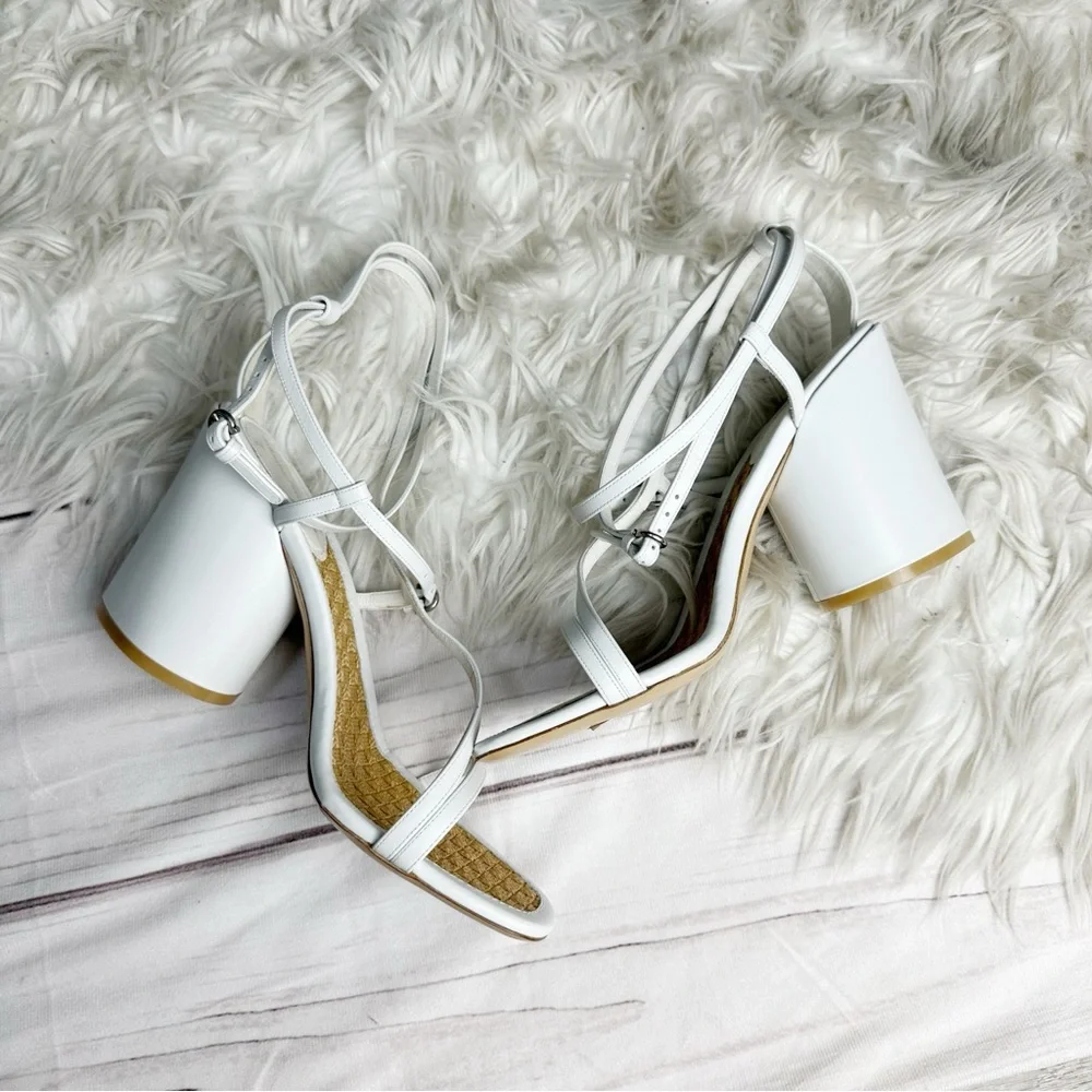 🆕 Salvatore Ferragamo Egadi‎ 85 Leather Sandal in White Size 8.5